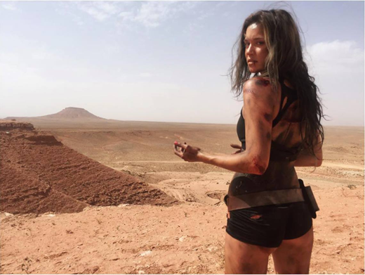 Fargeat relies on full-body rather than butt shots once Jen (Matilda Lutz) begins to take her Revenge (Coralie Fargeat, 2017). Courtesy © M.E.S. Productions.