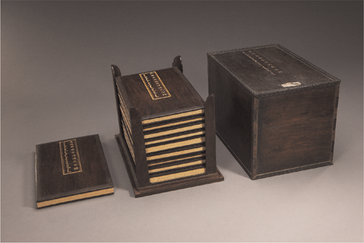 One of two encasements of gold-ink porcelain indigo-paper song manuscripts commemorating the Qianlong Emperor’s retirement (1796), Beijing, Palace Museum, Shu 00006568. Image © The Palace Museum. Used by permission.