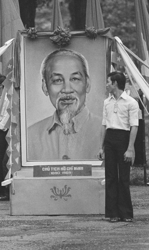 “Uncle Hồ”.